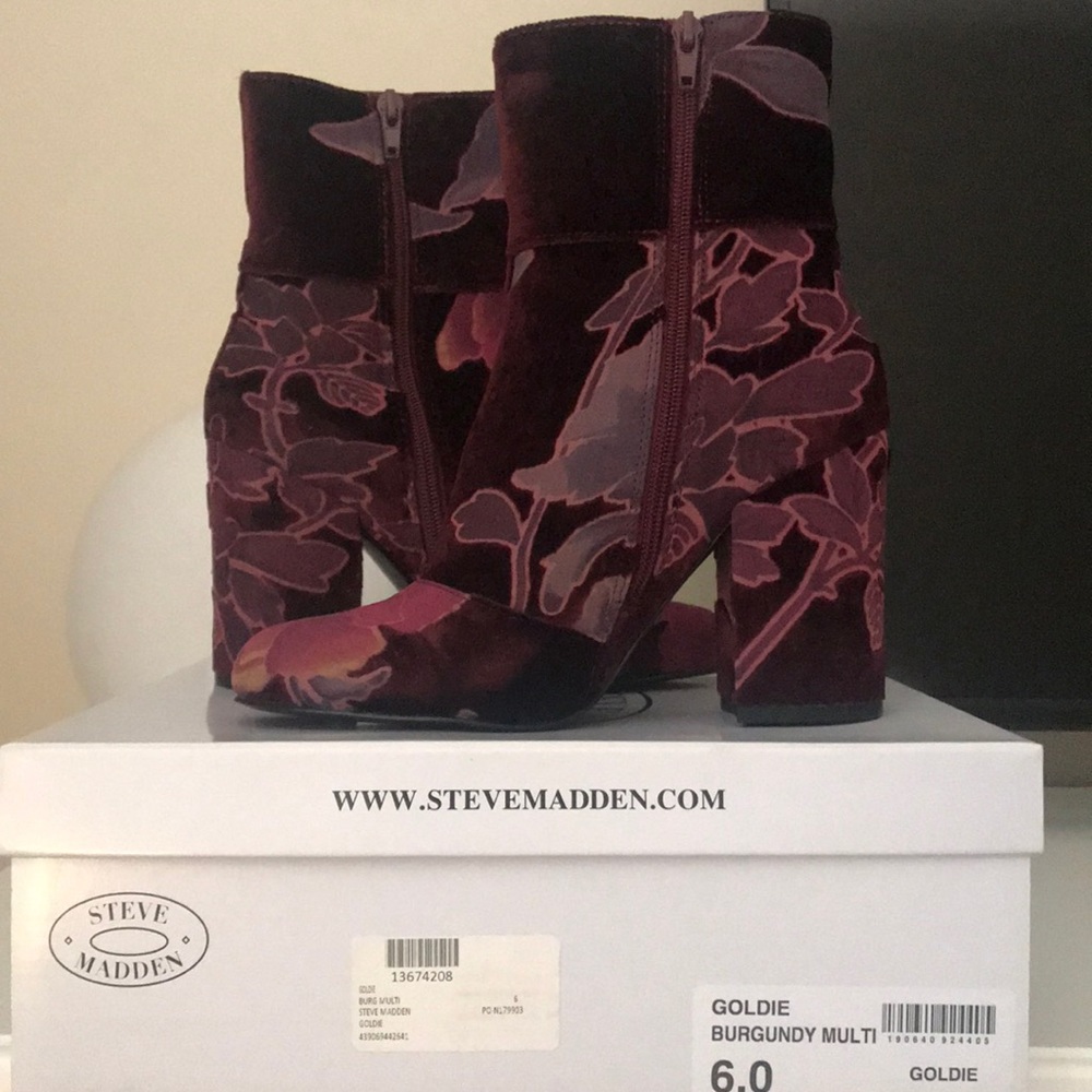 Steve Madden velvet booties